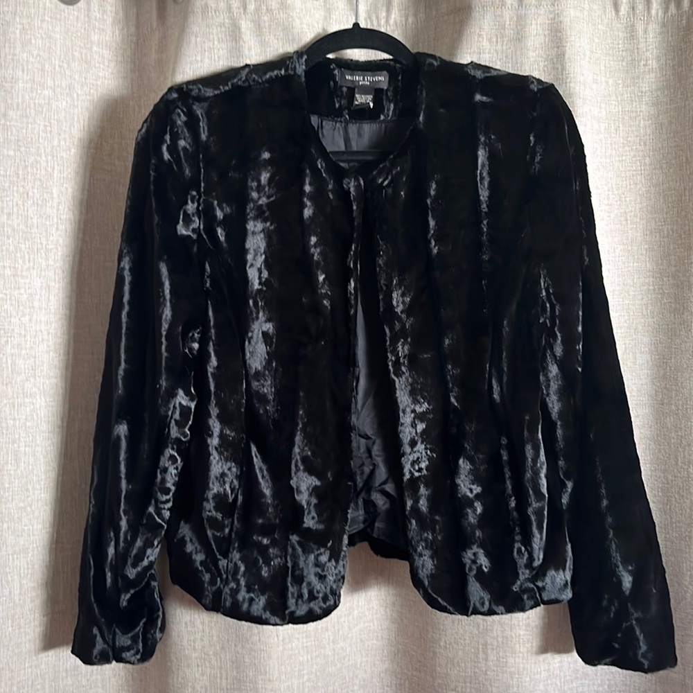Black Cropped Faux Fur Jacket